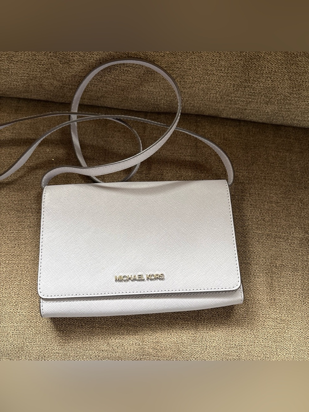 MICHAEL KORS Jet Set MK Clutch Wallet Lavender Saffiano Leather Nwot